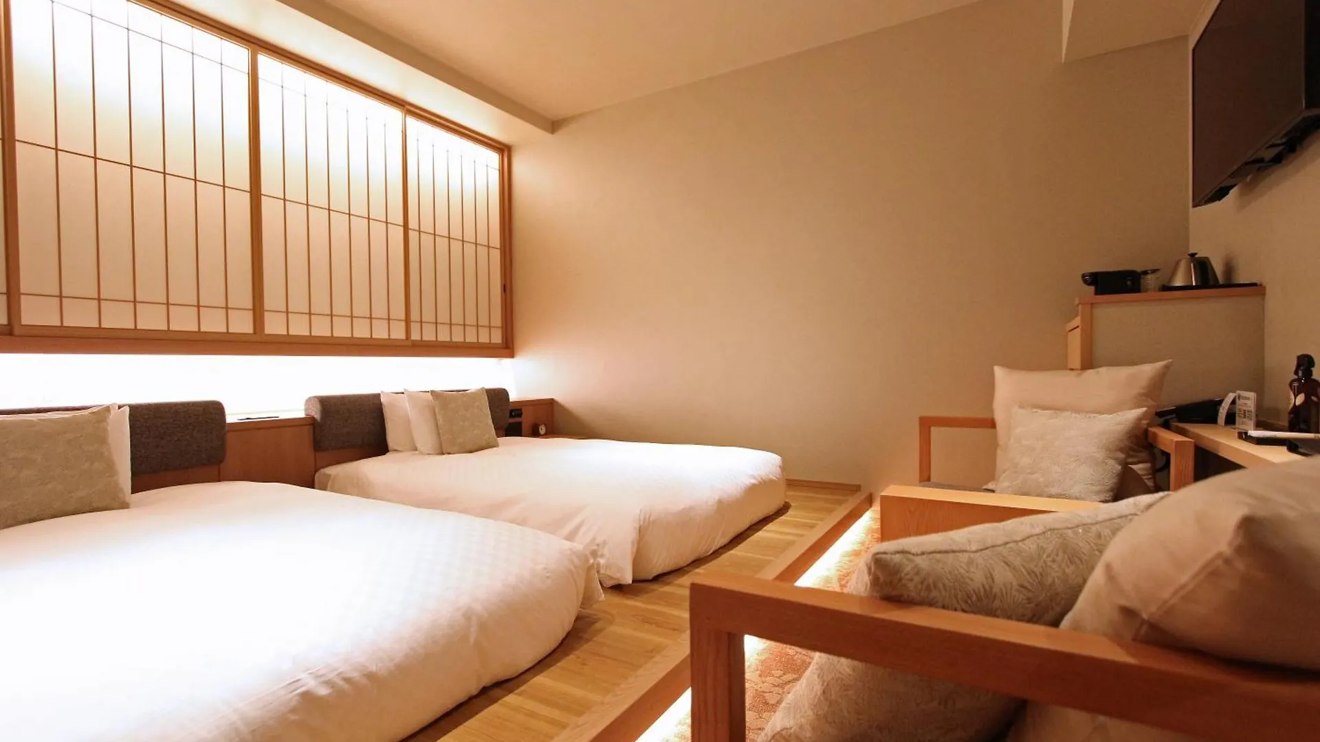 Hotel Kaya Kyoto Nijo Castle, BW Signature Collection By Best Western